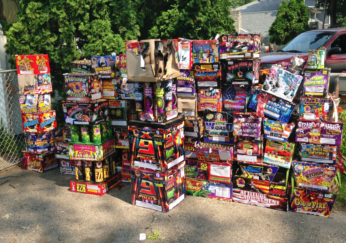 Menard fireworks boneyard 2015 07-05